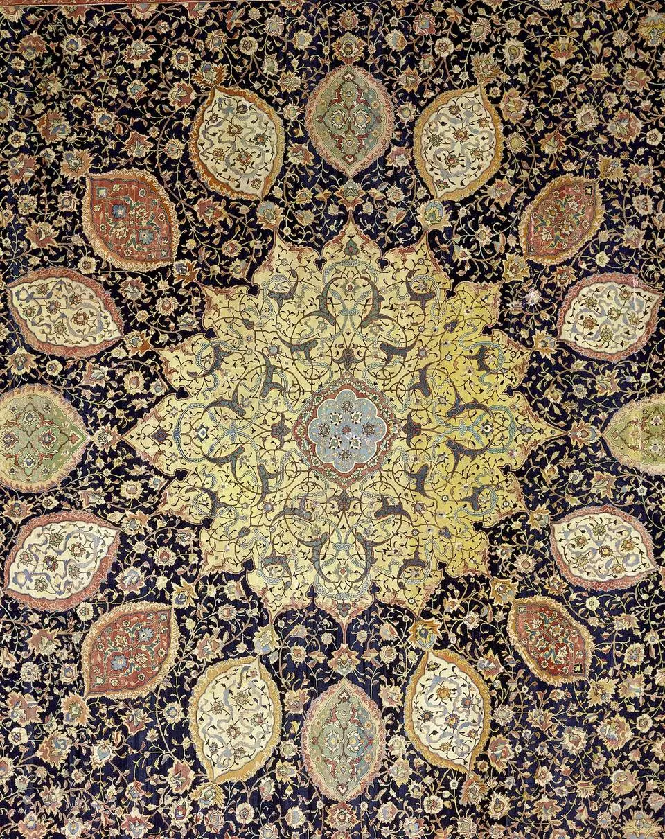 The ‘Ardebil’ carpet and its lanterns